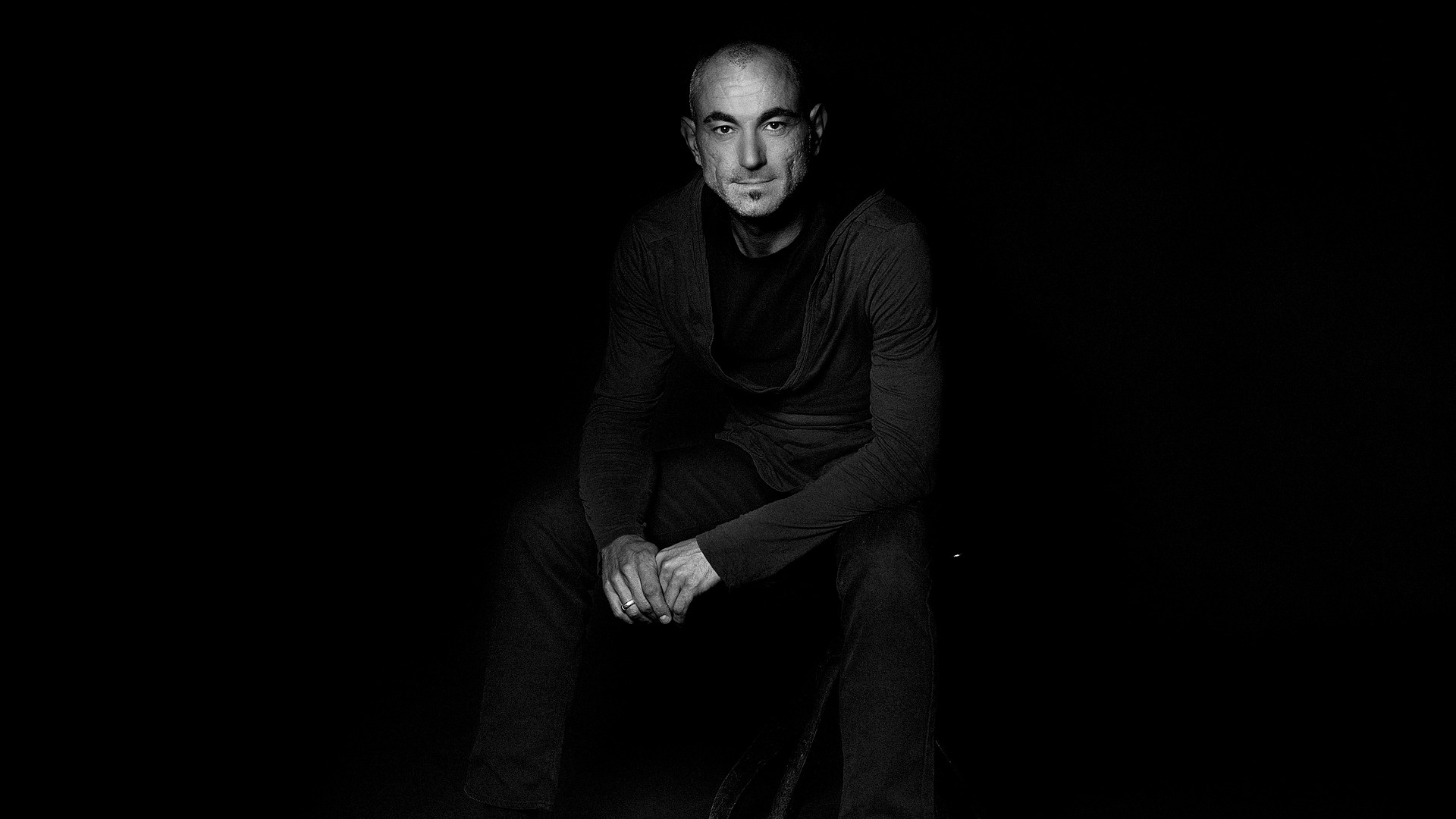 Robert miles фото