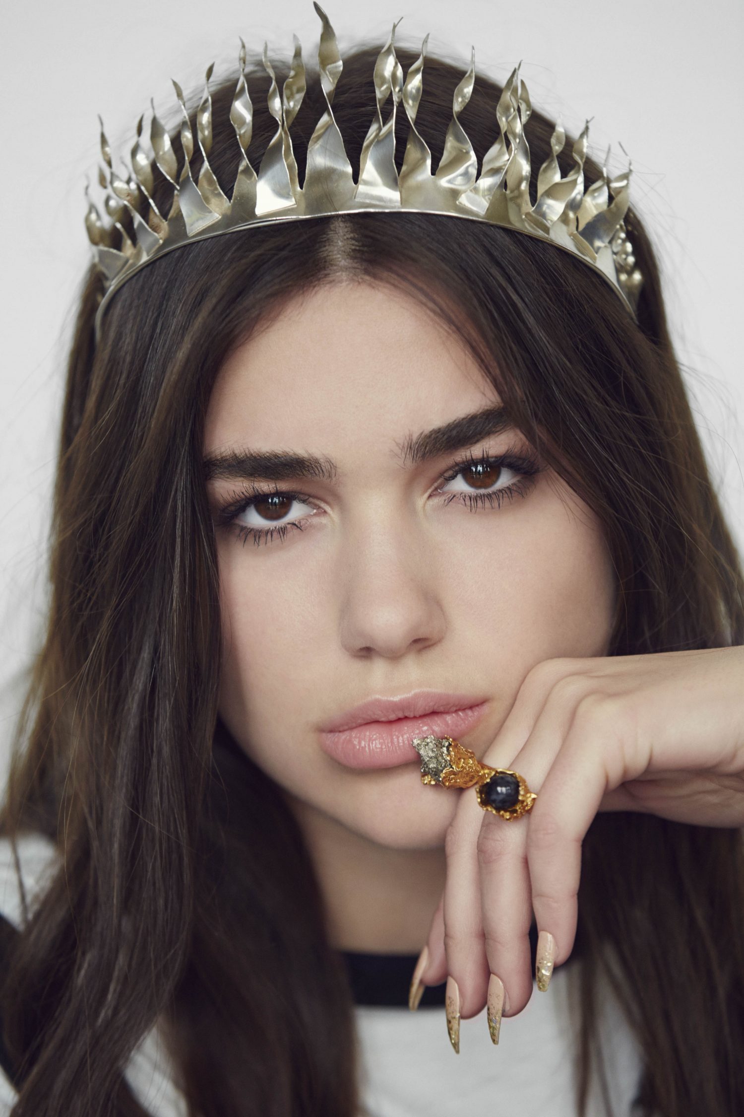 10 lucruri pe care nu le știai despre Dua Lipa – VIDEO : VIRGIN RADIO